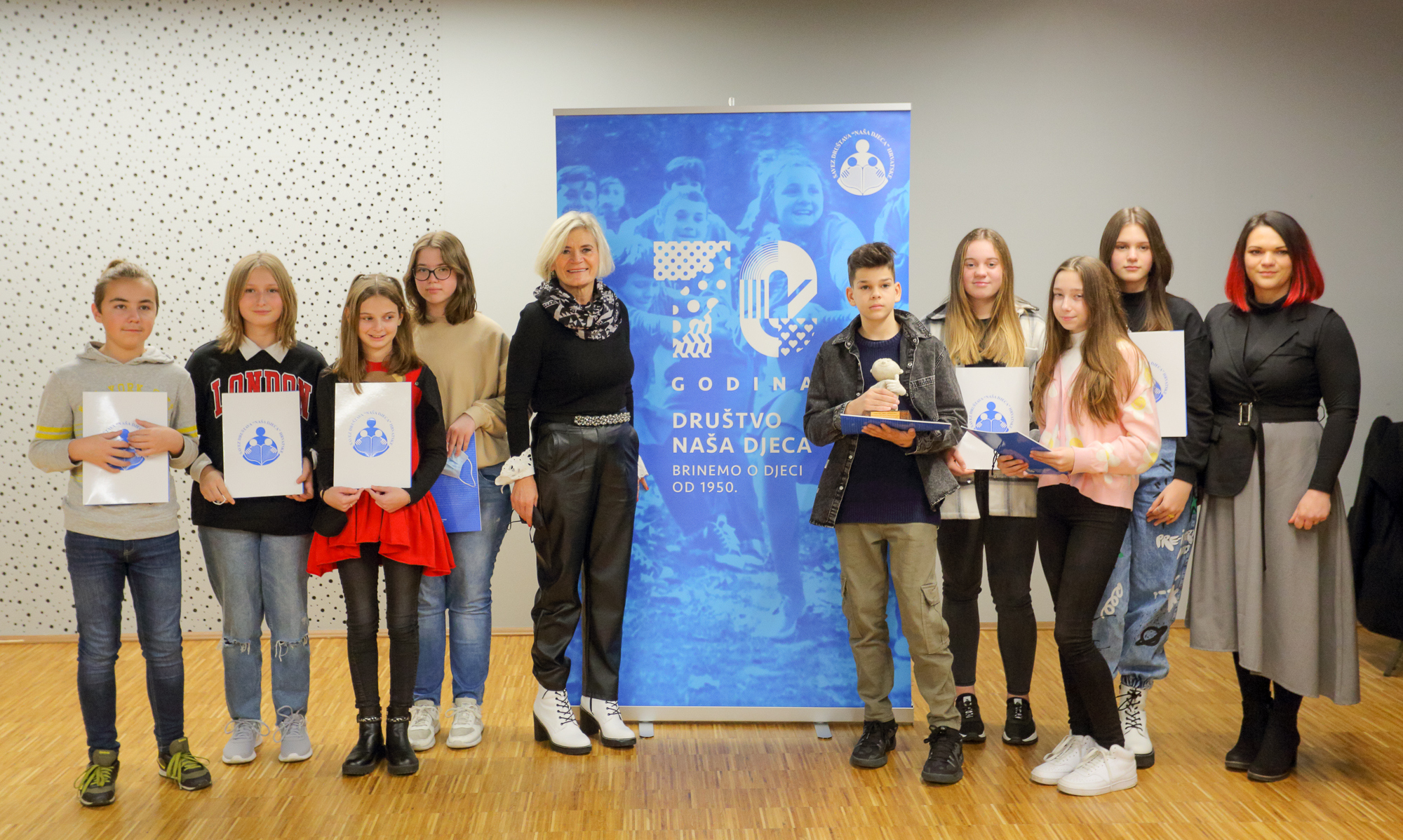 Nagrada „Emil Paravina“ za promicanje dječjih prava otišla u ruke mladih aktivista iz Svete Nedelje i Koprivnice