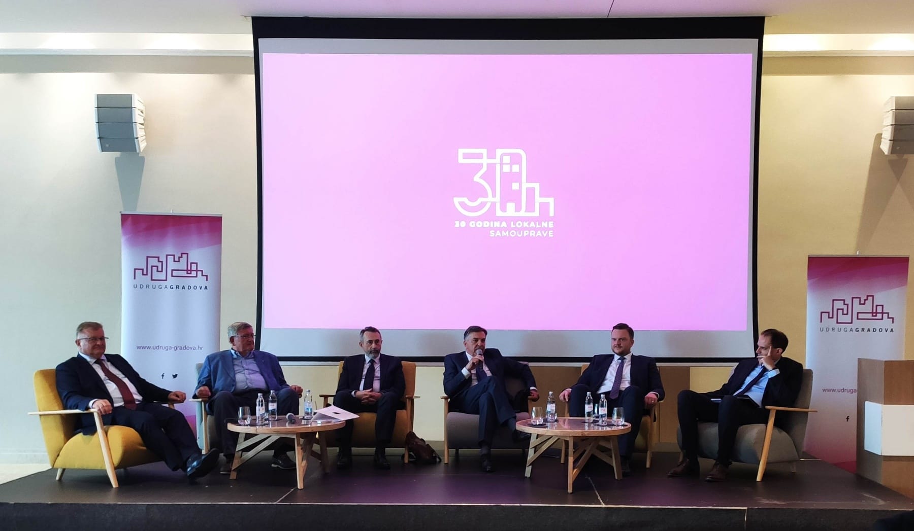 Objavljujemo prezentacije sa Savjetovanja o lokalnoj samoupravi u Poreču